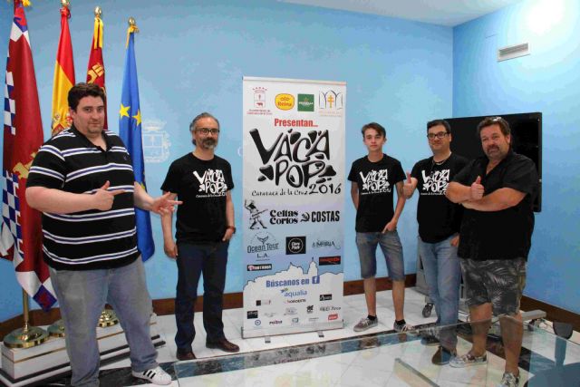 El festival Vaca Pop lleva la música de ocho a bandas a espacios urbanos de Caravaca