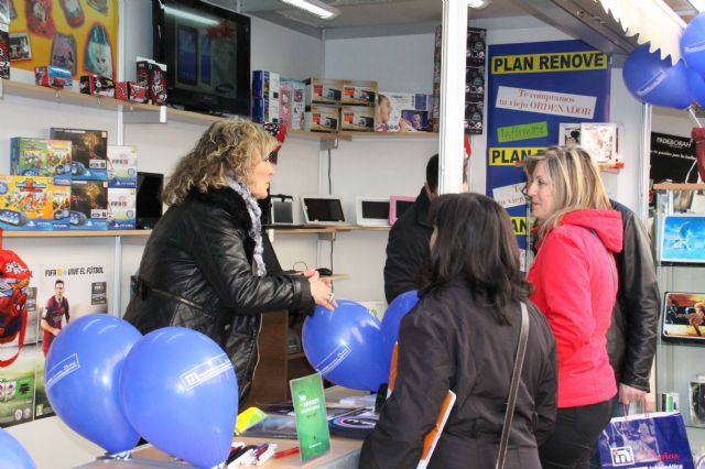 Medio centenar de comercios participa este fin de semana en el primer Outlet Caravaca