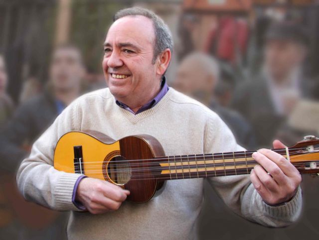 El ciclo musical 'A la luna de Barranda' se clausura este sábado con la actuación de Juan 'Guitarro'