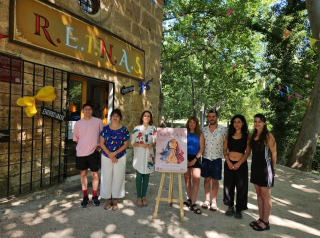 Las Fuentes del Marqués vuelven a convertirse en un gran escenario natural con la experiencia teatral inmersiva 'Reinas'