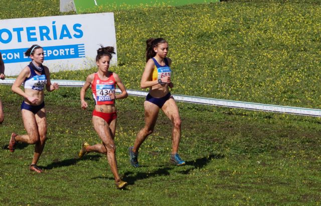 La caravaqueña Paloma Sala deja el pabellón alto en el último Campeonato de España de Campo a través