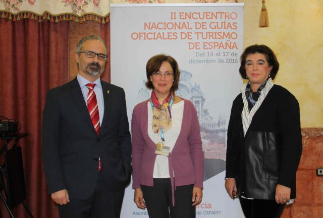 Los participantes en el Encuentro Nacional de Guías de Turismo visitan Caravaca de la Cruz