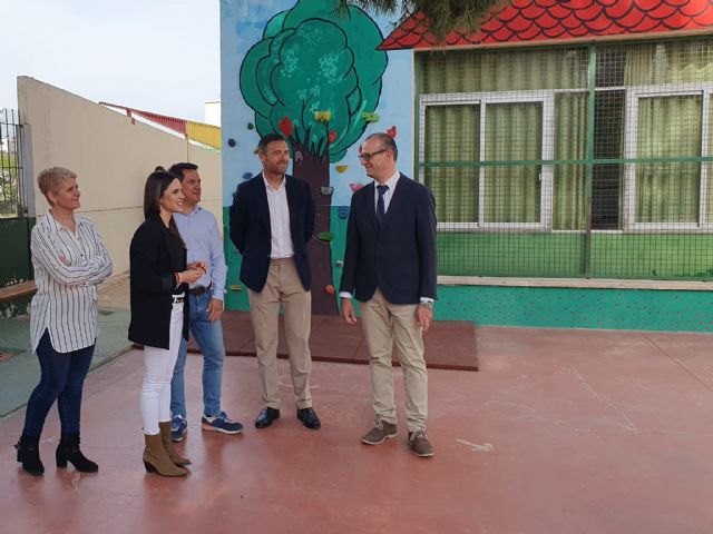 Víctor visita el colegio Cervantes de Caravaca de la Cruz