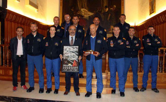 La Patrulla Águila sobrevolará el cielo de #Caravaca el 1 de mayo, durante la tradicional ofrenda a la Vera Cruz