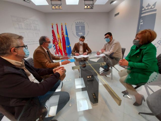 El Ayuntamiento de Caravaca contemplará tarifas especiales en el recibo del agua para apoyar a las familias numerosas