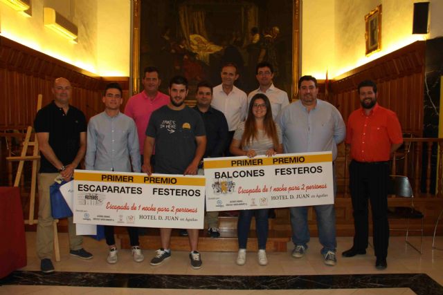 Festejos entrega los premios de 'Balcones y Escaparates Festeros' y el concurso en Instagram de las Fiestas de Caravaca