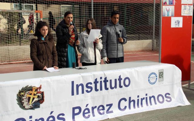 Los centros de Secundaria de Caravaca alzan su voz en contra de la violencia machista