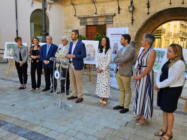 Una exposición itinerante de Zacarías Cerezo muestra la belleza y riqueza patrimonial del tramo murciano del Camino de la Vera Cruz