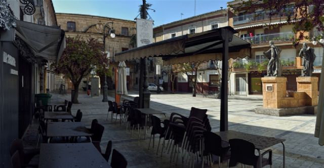 El Gobierno regional destinará 527.000 euros entre las 130 empresas y autónomos del sector hostelero de Caravaca de la Cruz que han solicitado las ayudas para paliar los efectos de la crisis de la COVID-19