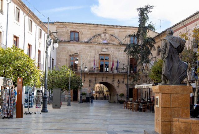 El Ayuntamiento de Caravaca de la Cruz impulsa un reglamento para regular la presencia de los trabajadores públicos