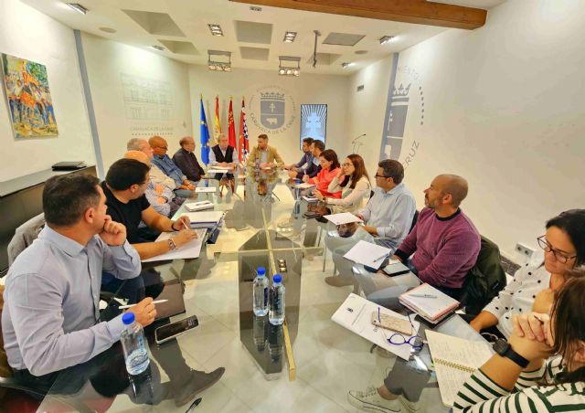 El Centro Social de Archivel llevará el nombre de Juan González y el campo de fútbol 7 el de José Carlos Gozalbes 'Pipa'