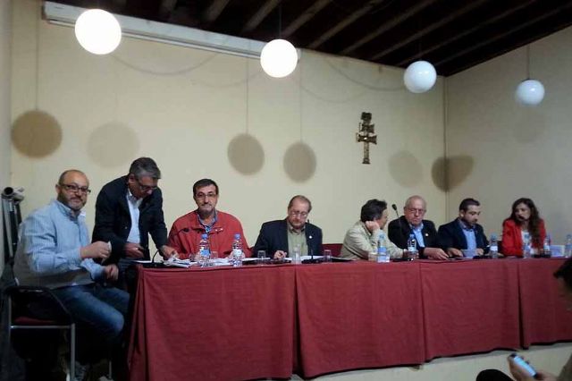 El Ayuntamiento entrega 68.809 euros a Comisión de Festejos y bandos para colaborar en la organización de la fiesta