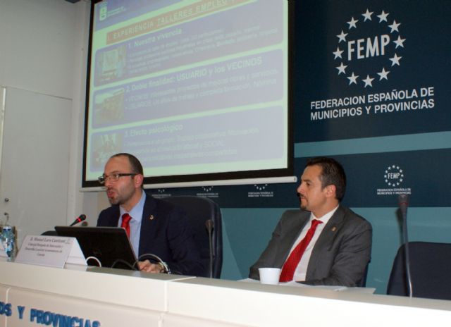Caravaca expone sus programas de empleo en la Federación Española de Municipios