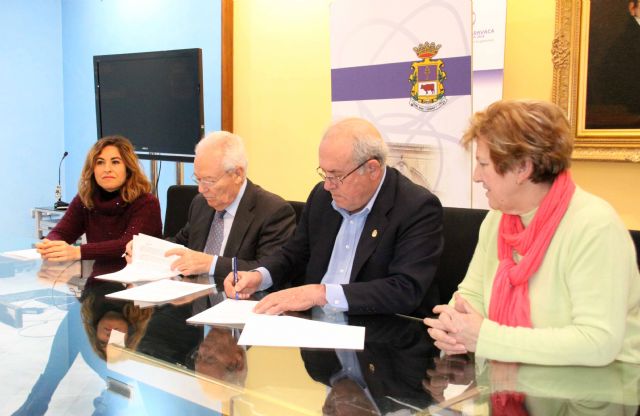 El Ayuntamiento de Caravaca renueva su compromiso con Proyecto Hombre