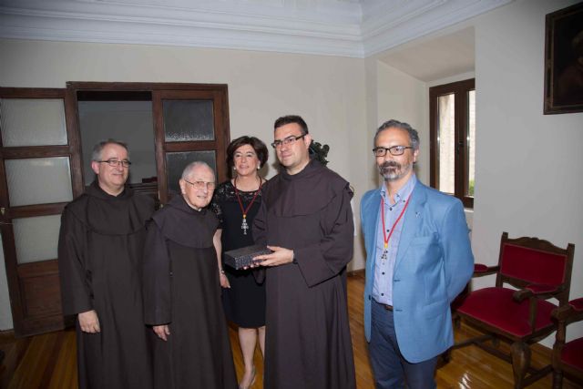 La Cruz de Caravaca que portó Santa Teresa regresa a la ciudad con motivo del Año Teresiano