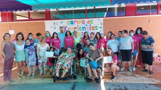 El Ayuntamiento de Caravaca y APCOM retoman el campo de experiencias 'Escuchamos su mirada' para favorecer la inclusión social de las personas con discapacidad