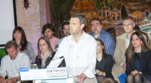 'El por qué de nuestro NO a unas cuentas ni pre ni supuestas para 2017 en el Ayuntamiento de Caravaca'