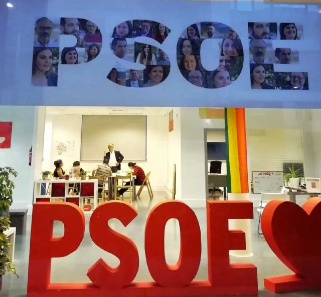 El PSOE de Caravaca inició la campaña con casi un centenar de simpatizantes