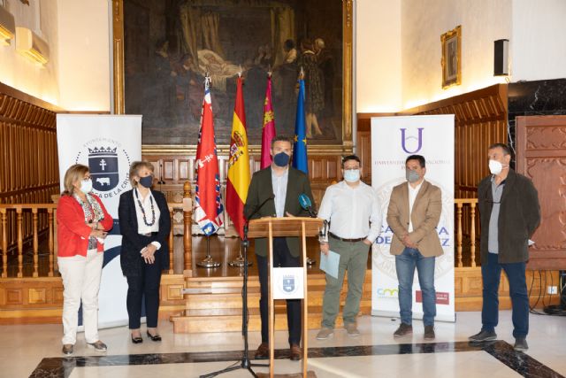 La Sede Permanente de la Universidad de Murcia arranca su programación con actividades para todos los públicos dentro del acuerdo de colaboración con el Ayuntamiento de Caravaca