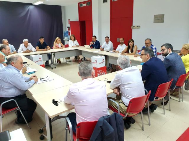El PSOE exige una comisión de investigación sobre la adjudicación del servicio de ambulancias