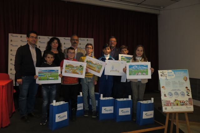 Seis escolares caravaqueños, premiados en el concurso del 'Día Mundial del Agua' de Aqualia
