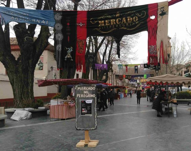 El Mercado del Peregrino traslada al sábado por la tarde las dos últimas ediciones de la temporada