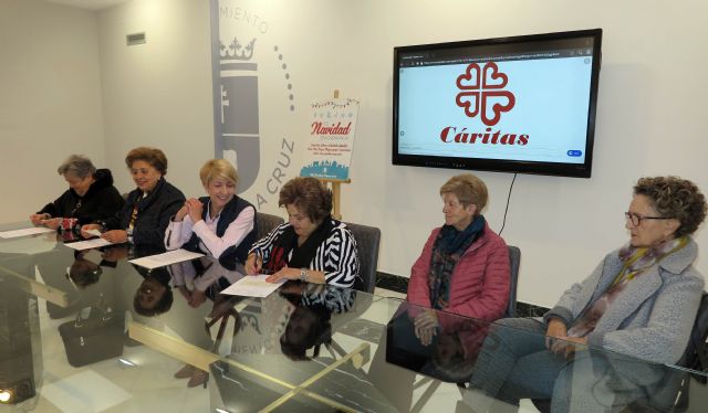 El Ayuntamiento de Caravaca entrega las ayudas municipales a las tres delegaciones de Cáritas en las parroquias del municipio