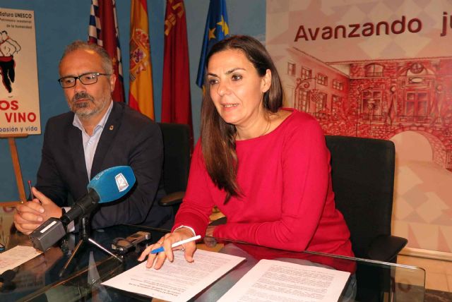 El Ayuntamiento de Caravaca pide el traslado a un centro especializado de los menores alojados temporalmente en el Hotel El Llano