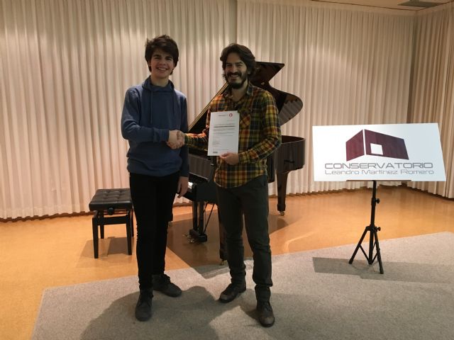 El pianista caravaqueño Arturo Abellán Sánchez, premiado en el Concurso Nacional Intercentros-Melómano