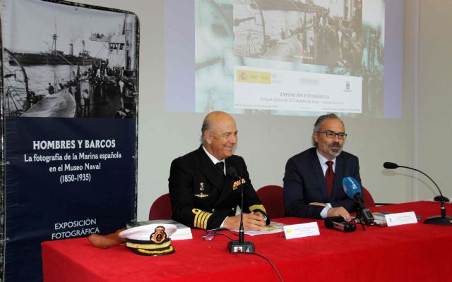 La Compañía de Jesús de Caravaca acoge hasta el 16 de febrero la exposición 'Hombres y barcos: la fotografía de la Marina Española'
