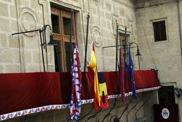 Caravaca se suma a las muestras de condena y repulsa por los atendatos de Bruselas